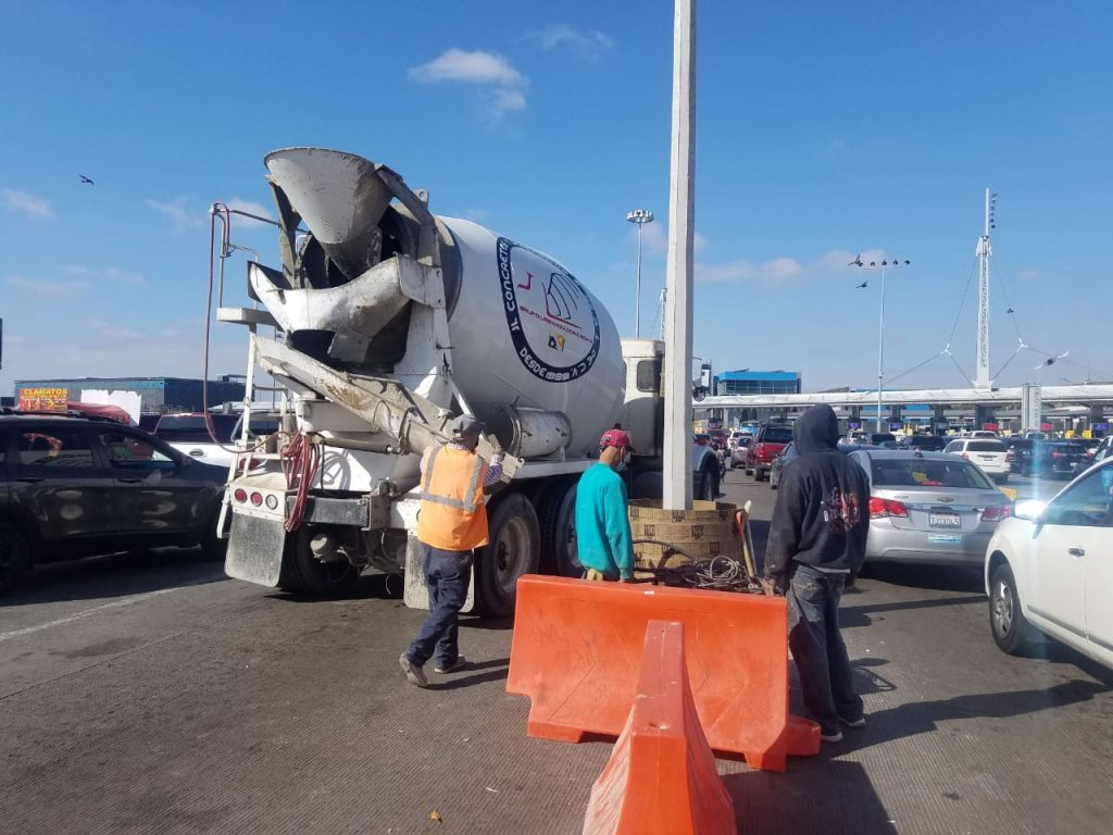 Construcción de Carriles de Acceso al Puerto Fronterizo Puerta México-San Isidro